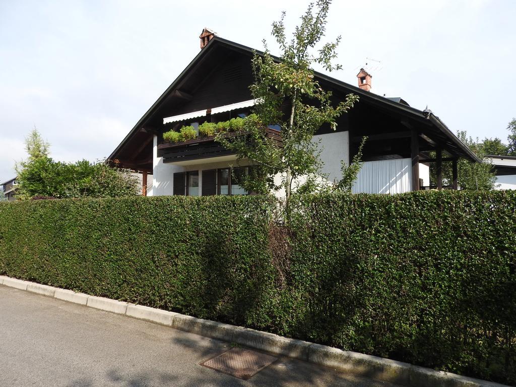 Guest House Vera Bled Buitenkant foto